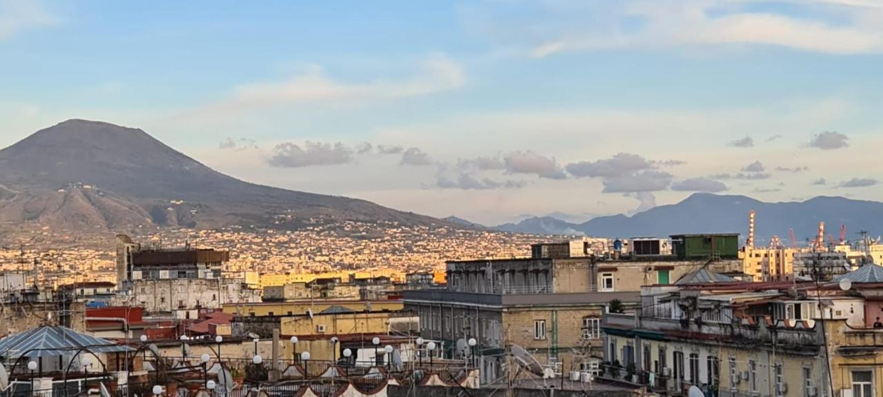 La Terrazza Nel Centro Villa Naples Luaran gambar
