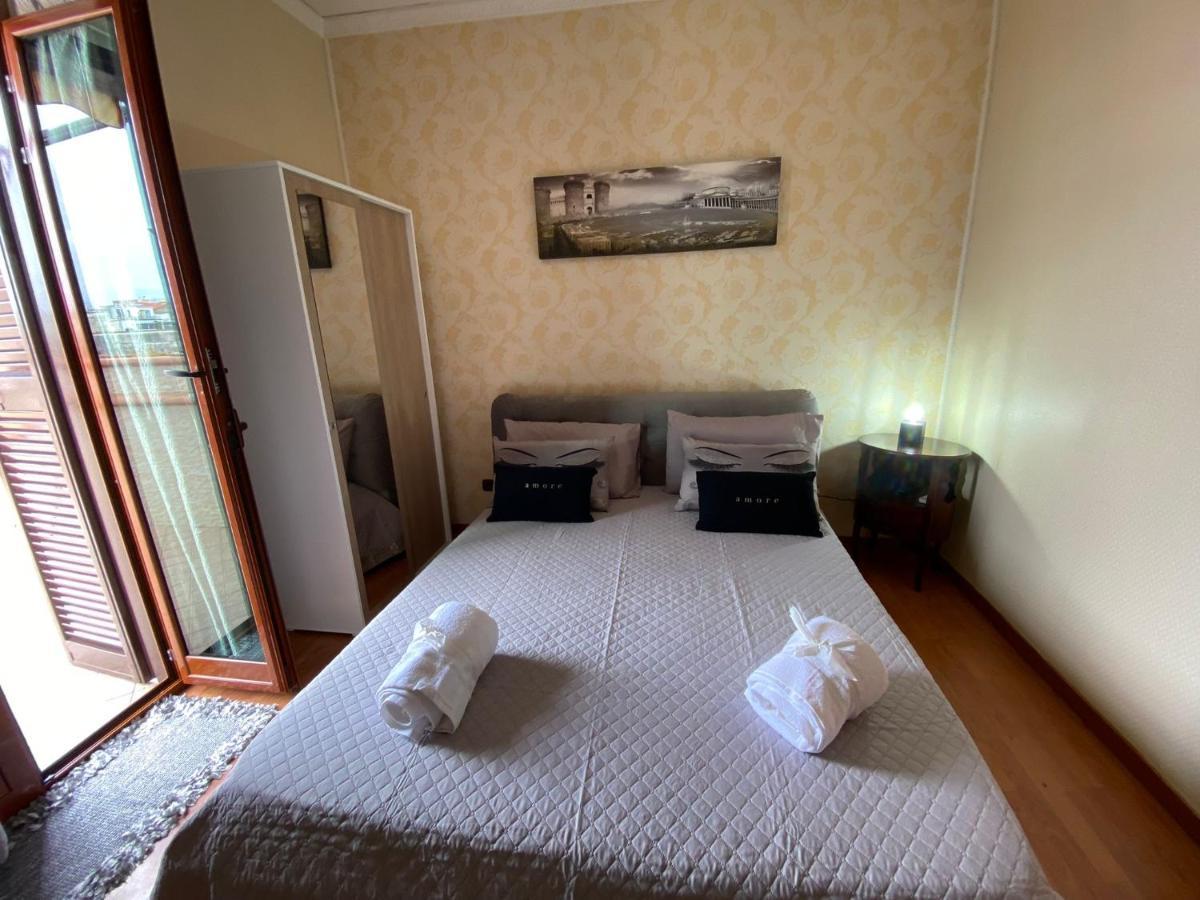 La Terrazza Nel Centro Villa Naples Luaran gambar