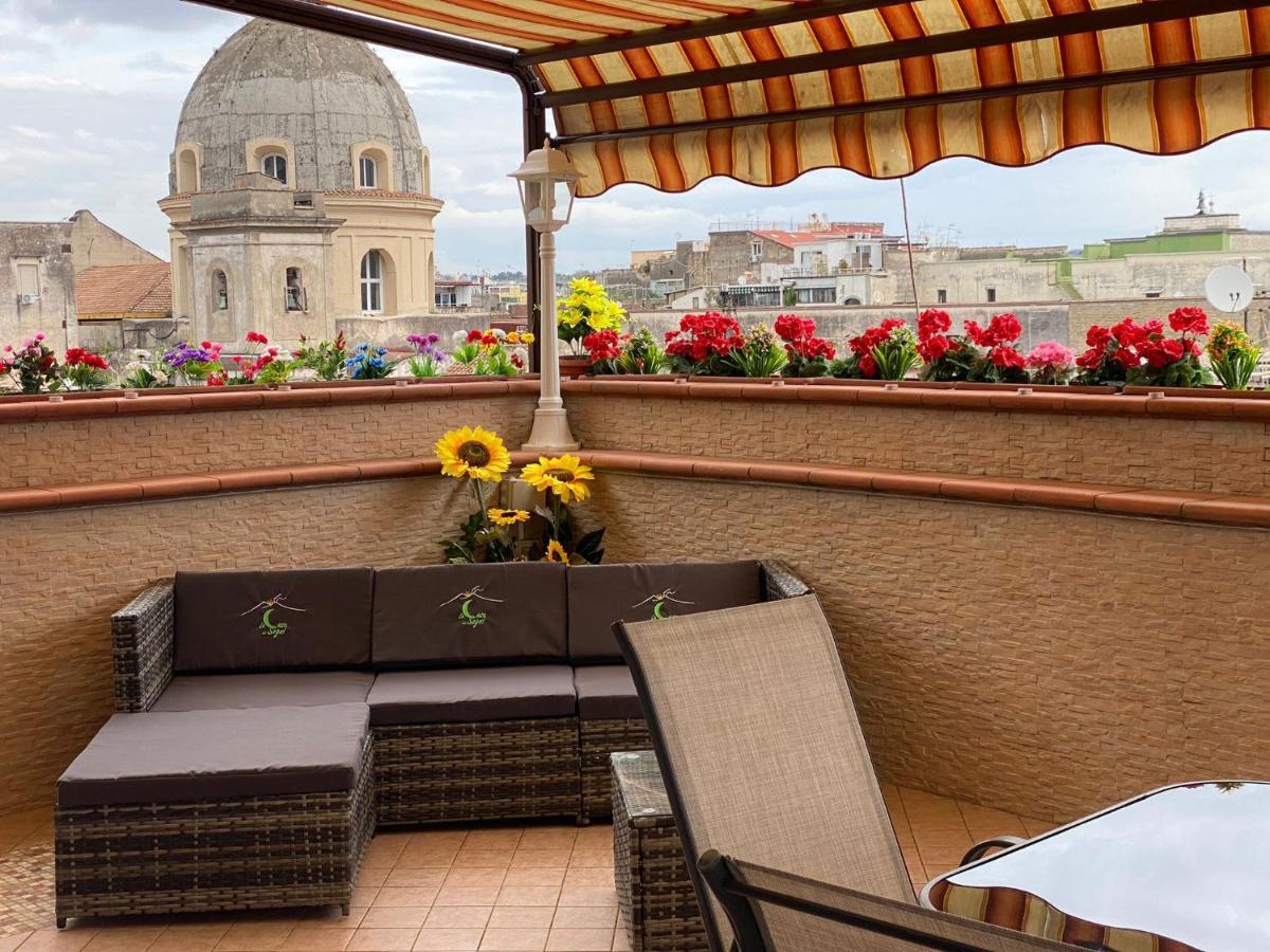 La Terrazza Nel Centro Villa Naples Luaran gambar